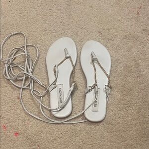 Steve Madden Gold and Gray Sandals with Chic Design